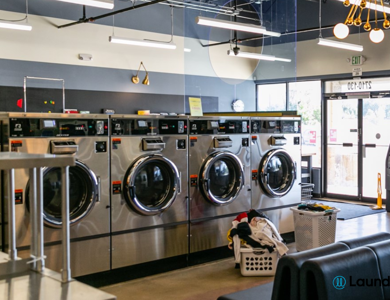 Self Service Laundromat in 80916 Colorado | Laundry Lounge