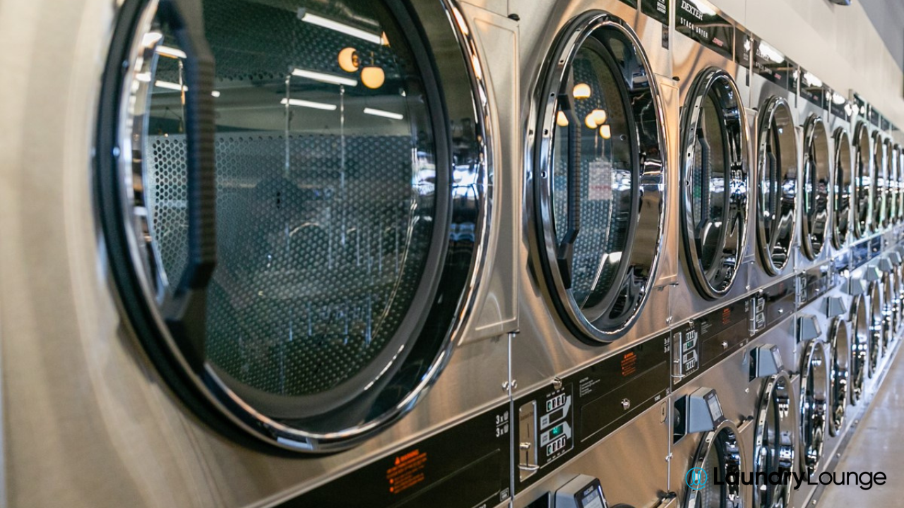 Laundry Pick Up And Delivery Service In Claremont Ranch (2)