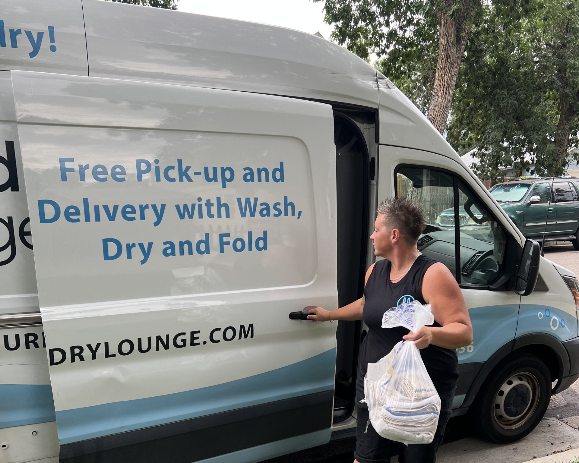 Laundry Lounge Colo