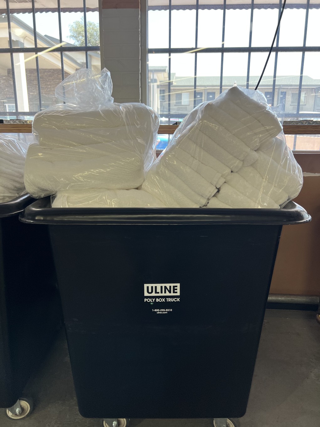 Vacation rental laundry pickup and delivery service on E Pikes Peak Ave